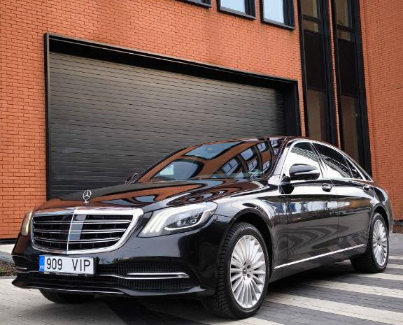 Transfero Mercedes sedan — premium transfer service Estonia